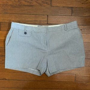 Old Navy stretch seersucker shorts